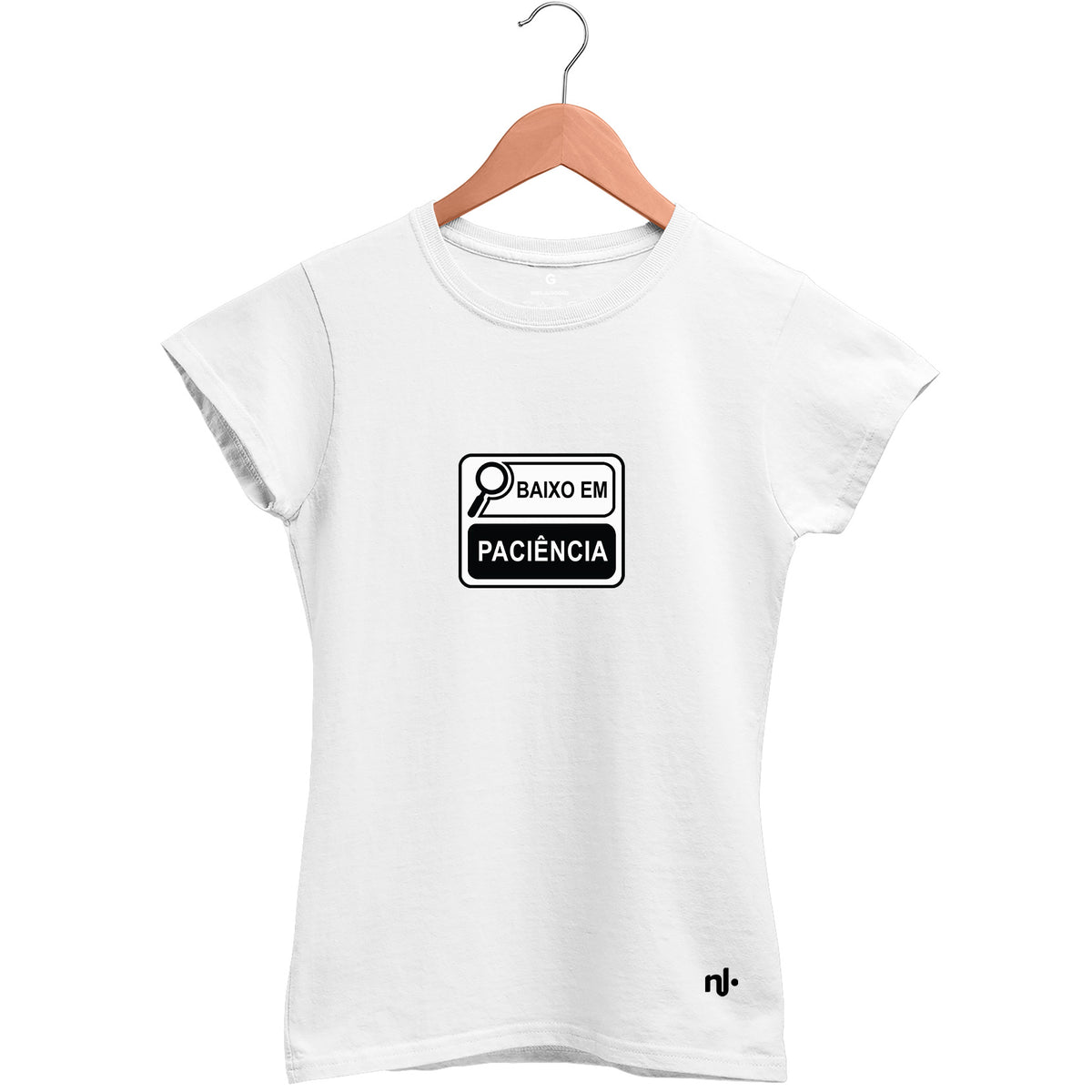 Camiseta Feminina Babylook Baixo em Paciência